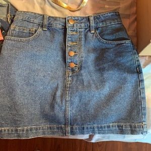 Never used denin skirt
